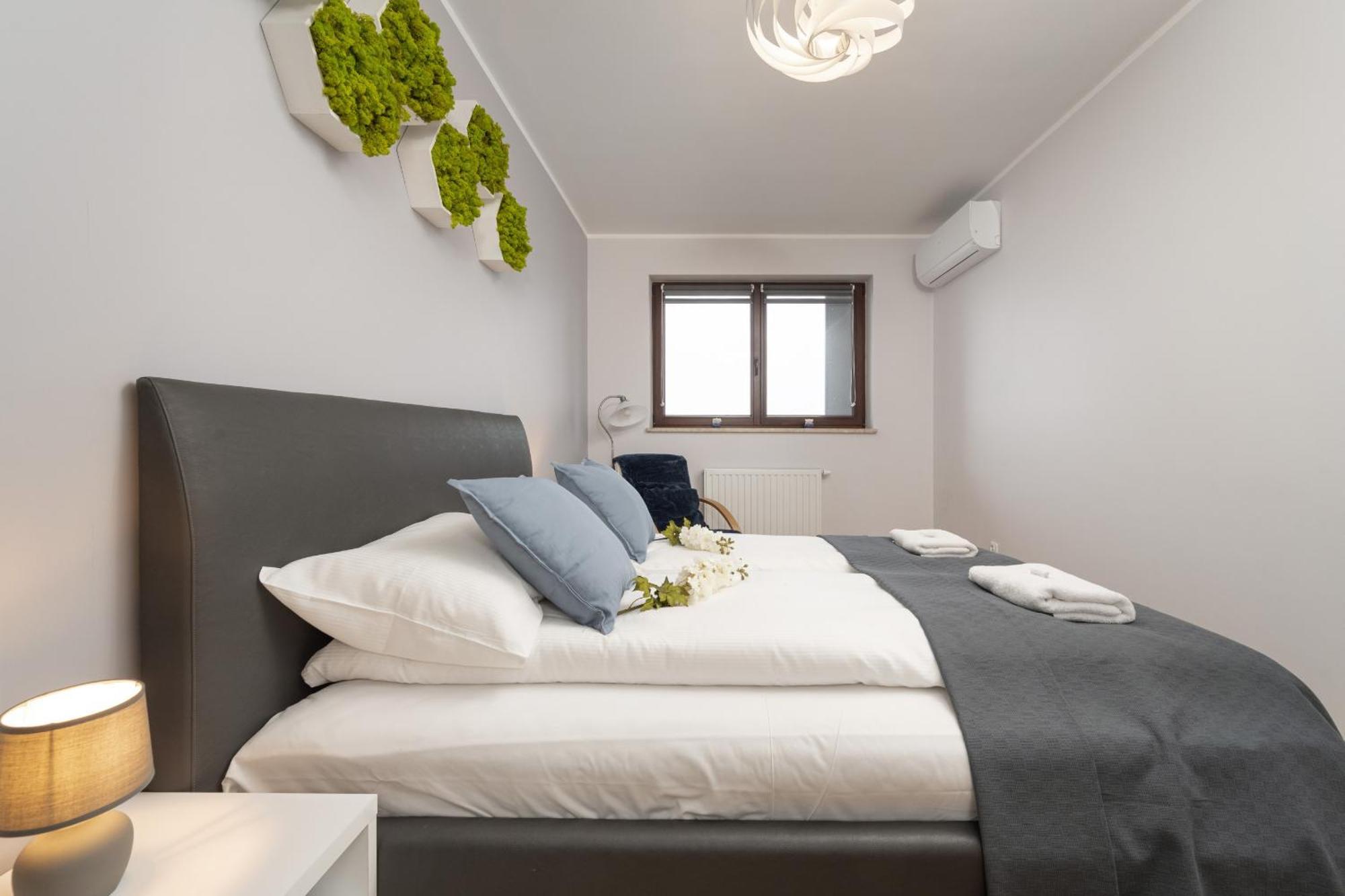 Comfortable Apartment Krakowska Wroclaw With Free Parking By Noclegi Renters 외부 사진