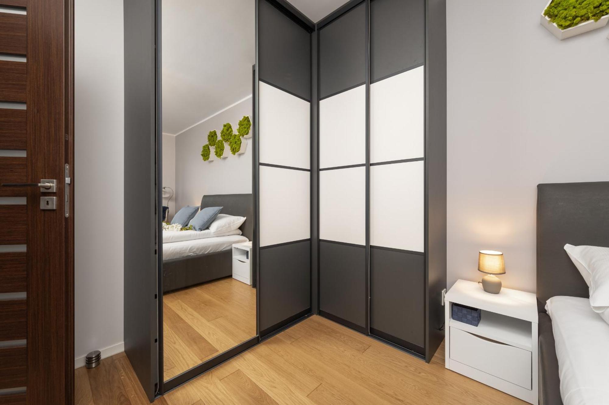 Comfortable Apartment Krakowska Wroclaw With Free Parking By Noclegi Renters 외부 사진