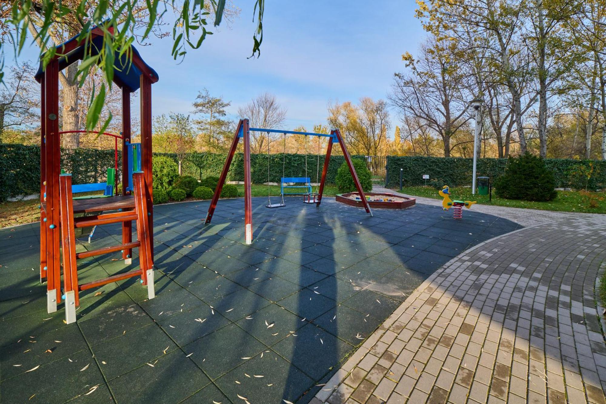 Comfortable Apartment Krakowska Wroclaw With Free Parking By Noclegi Renters 외부 사진
